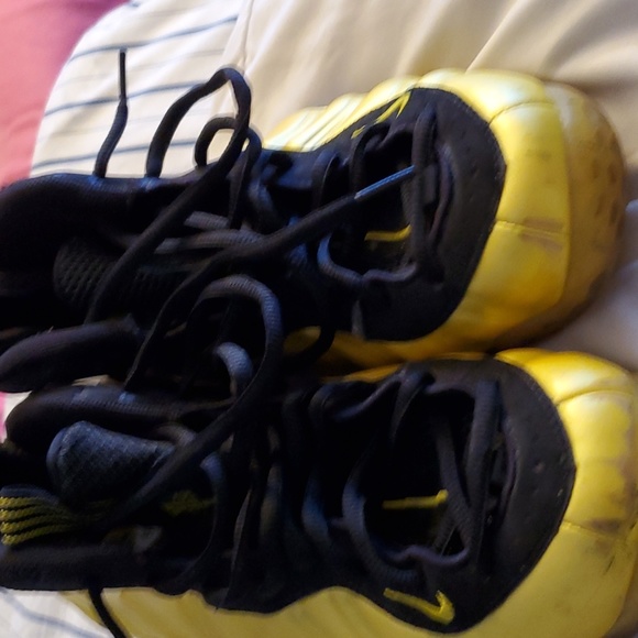 Men Nike Forms - Picture 2 of 4